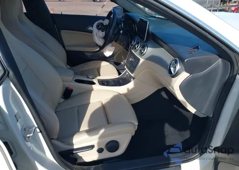 2016 Mercedes-Benz Cla 250 из США, поврежденный, VIN WDDSJ4EB8GN338773